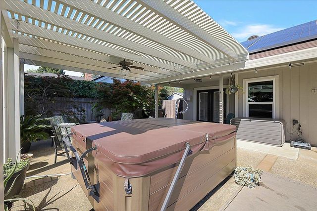 1560 Malaga Ct, Yuba City, CA 95993