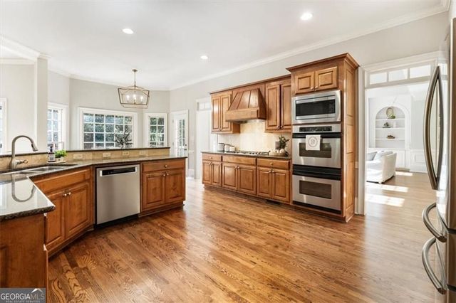 610 Shade Lake Court, Milton, GA 30004