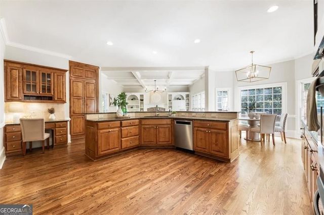 610 Shade Lake Court, Milton, GA 30004
