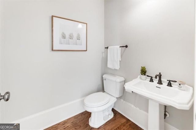 610 Shade Lake Court, Milton, GA 30004