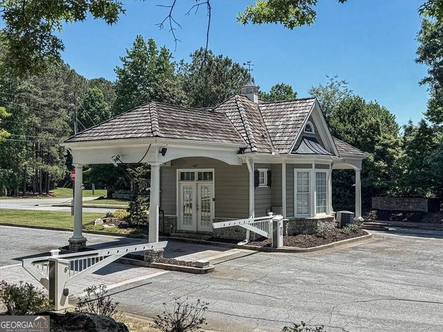 610 Shade Lake Court, Milton, GA 30004