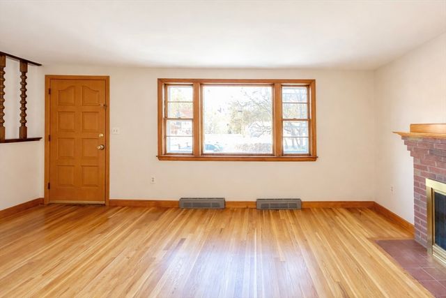 24 Evelyn Lane, Braintree, MA 02184