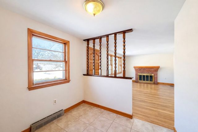 24 Evelyn Lane, Braintree, MA 02184