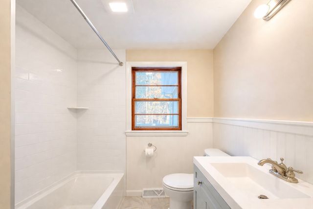 24 Evelyn Lane, Braintree, MA 02184