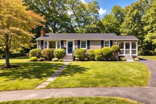 24 Evelyn Lane, Braintree, MA 02184