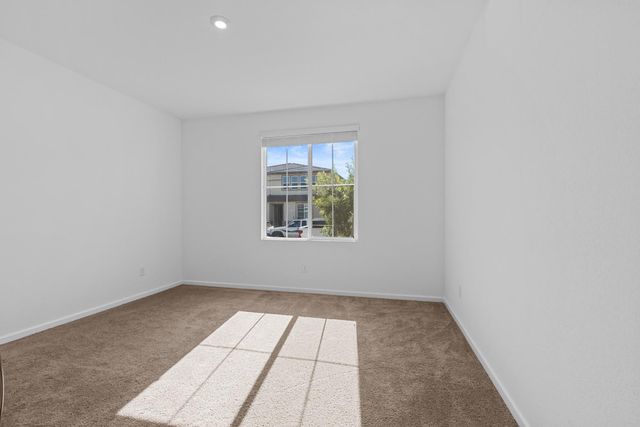 4013 Boulogne Way, Rancho Cordova, CA 95742