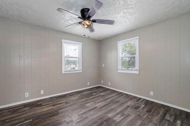 304 Summit Street, Cabool, MO 65689