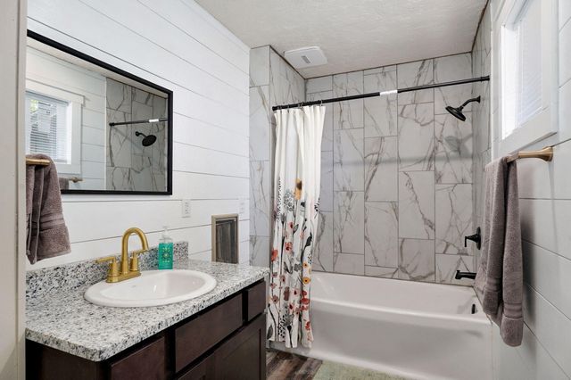 304 Summit Street, Cabool, MO 65689