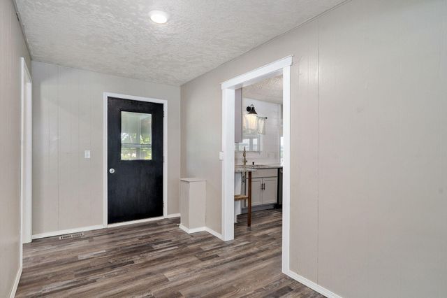 304 Summit Street, Cabool, MO 65689