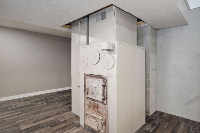 304 Summit Street, Cabool, MO 65689