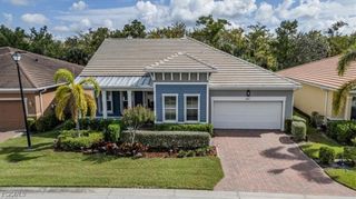 3845 Helmsman DR, Naples, FL 34120