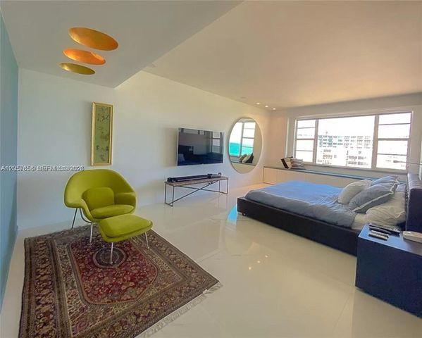 5255 Collins Avenue 9E, Miami Beach, FL 33140
