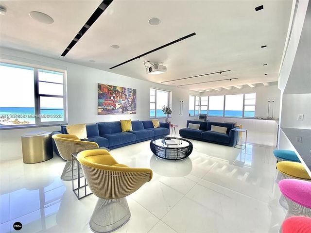 5255 Collins Avenue 9E, Miami Beach, FL 33140