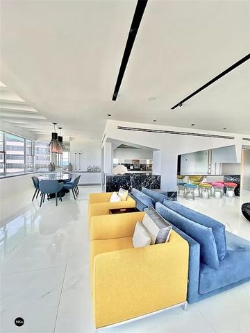 5255 Collins Avenue 9E, Miami Beach, FL 33140