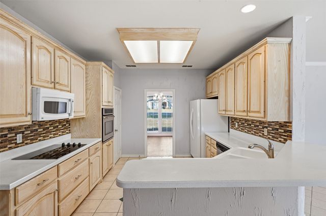 135 Rim Rock Road, Aledo, TX 76008