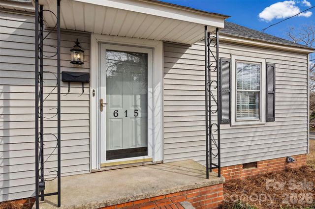 615 N Catawba Street, Lancaster, SC 29720