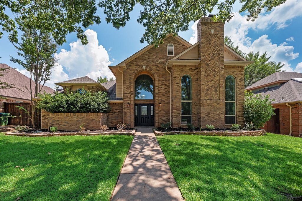 2912 Ridgebend Drive, Grapevine, TX 76051