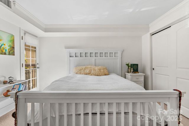 429 Bowling Park Road, Asheville, NC 28803