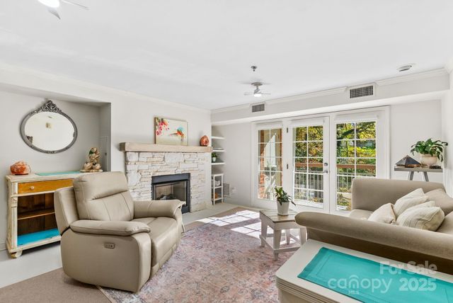 429 Bowling Park Road, Asheville, NC 28803