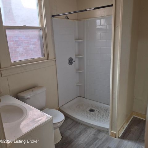 1700 W Oak St, Louisville, KY 40210