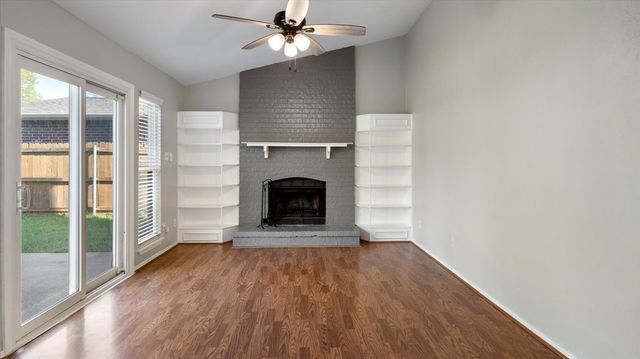 6925 Red Fox Trail, Fort Worth, TX 76137