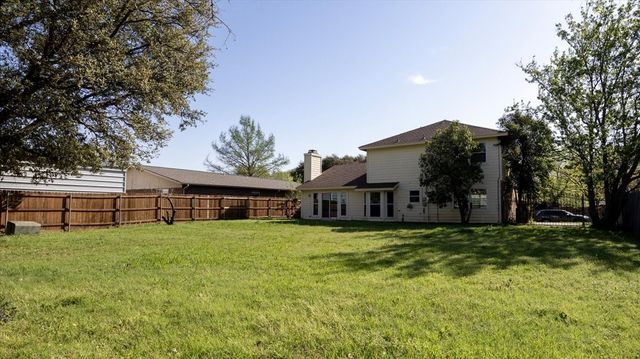 6925 Red Fox Trail, Fort Worth, TX 76137