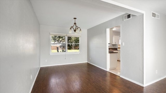 6925 Red Fox Trail, Fort Worth, TX 76137