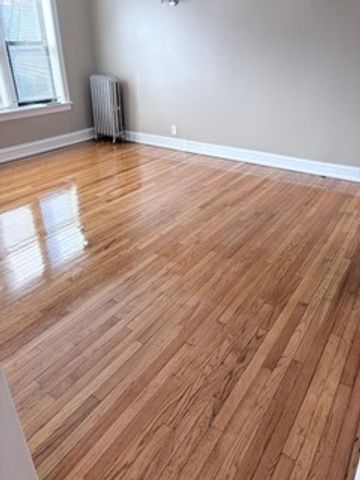 7363 S Coles Avenue 1, Chicago, IL 60649