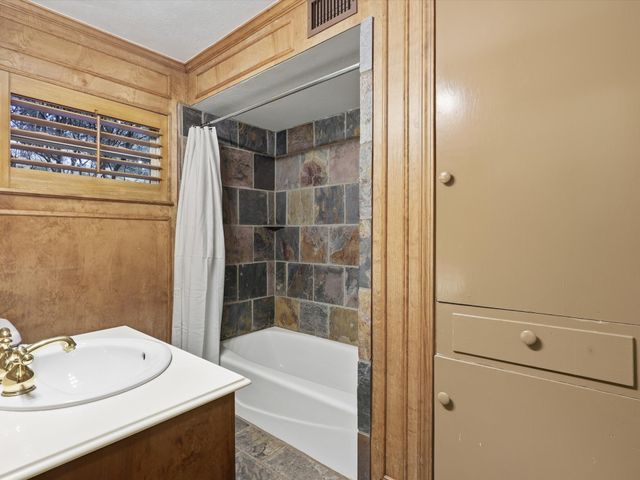 2341 Lofton Terrace, Fort Worth, TX 76109