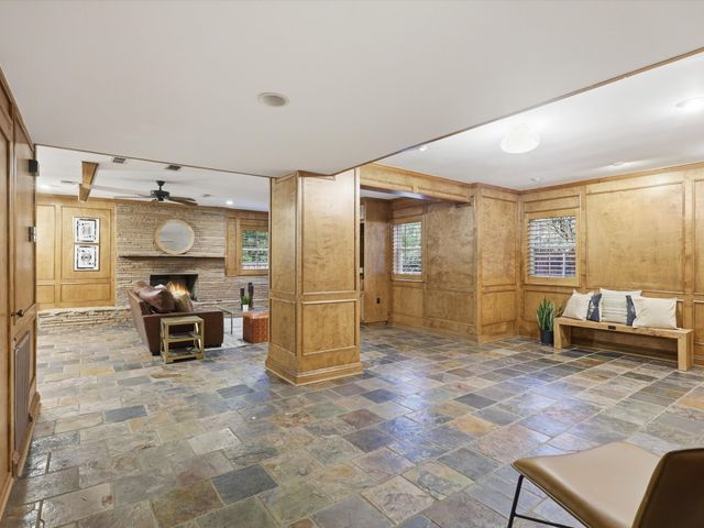 2341 Lofton Terrace, Fort Worth, TX 76109