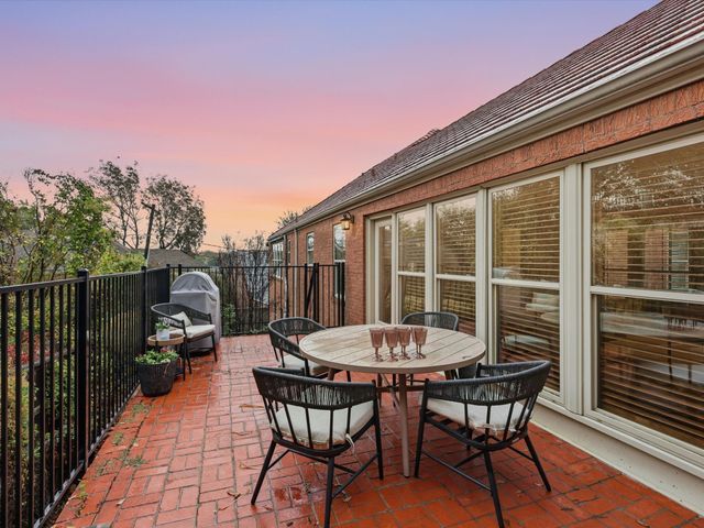 2341 Lofton Terrace, Fort Worth, TX 76109