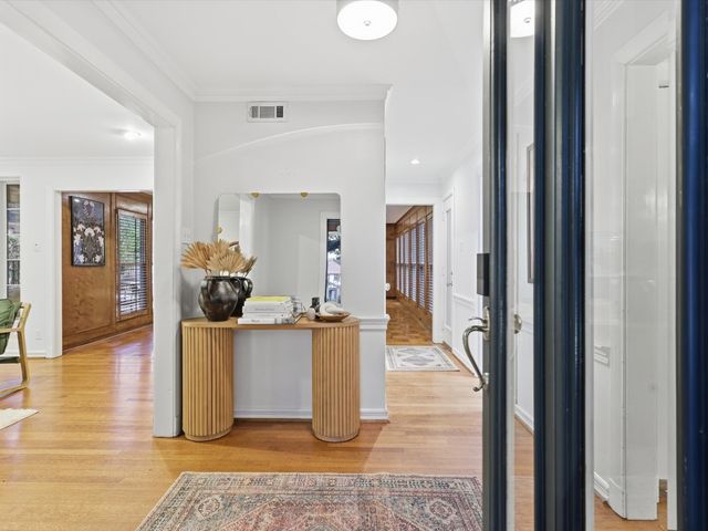 2341 Lofton Terrace, Fort Worth, TX 76109