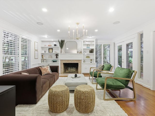 2341 Lofton Terrace, Fort Worth, TX 76109