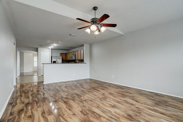 223 Sunset Colony Drive, Rosharon, TX 77583