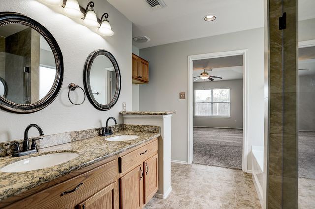 223 Sunset Colony Drive, Rosharon, TX 77583