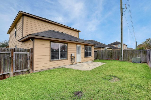 223 Sunset Colony Drive, Rosharon, TX 77583