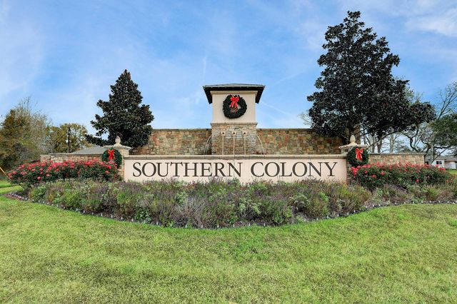 223 Sunset Colony Drive, Rosharon, TX 77583