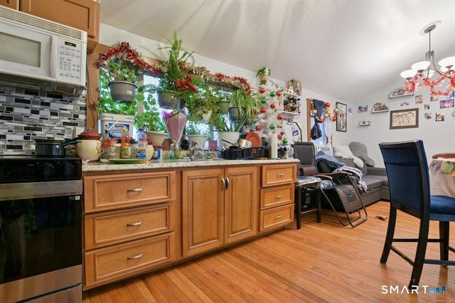 1780 Boston Post Road, Old Saybrook, CT 06475