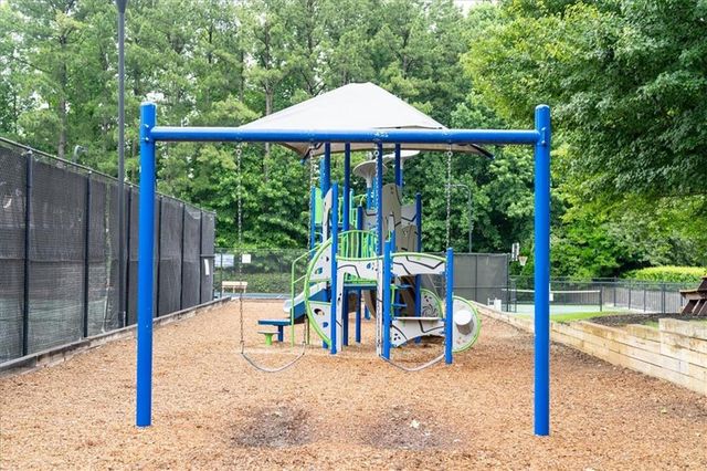 3035 Baywood Way, Roswell, GA 30076