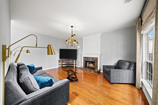 3035 Baywood Way, Roswell, GA 30076