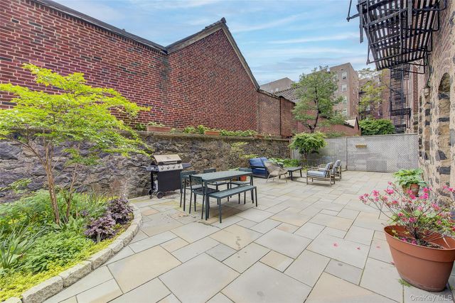 34-39 82nd Street 2, Jackson Heights, NY 11372