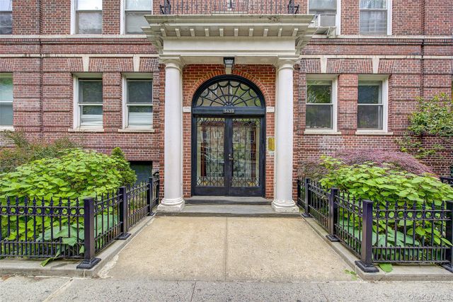 34-39 82nd Street 2, Jackson Heights, NY 11372