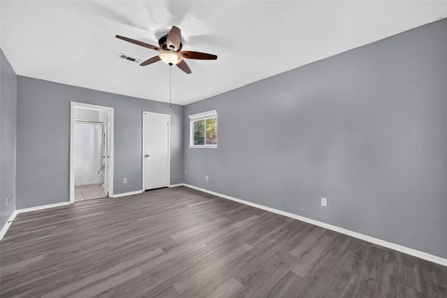 6013 Leafwood Circle, League City, TX 77573