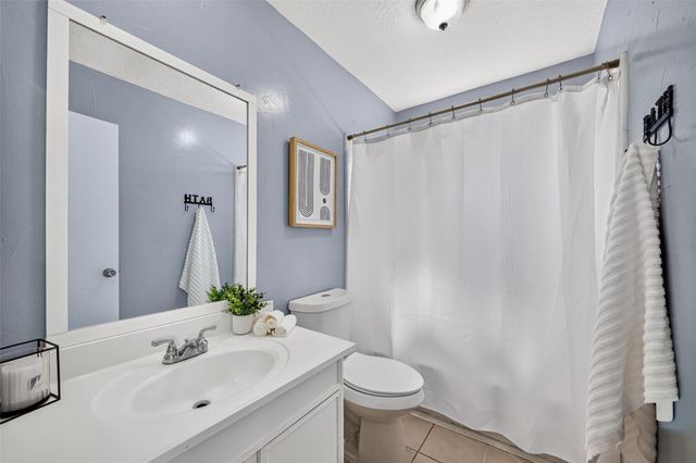 6013 Leafwood Circle, League City, TX 77573