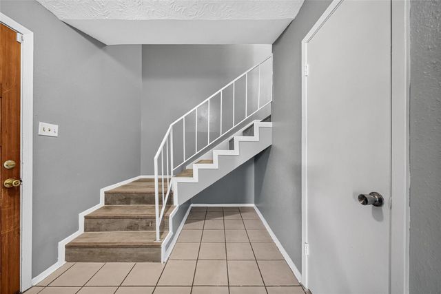6013 Leafwood Circle, League City, TX 77573