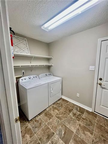 1235 Wakefield E Drive, Mobile, AL 36695