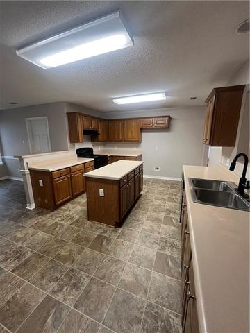 1235 Wakefield E Drive, Mobile, AL 36695