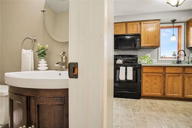 57 Genesee View Trl, Chili, NY 14623