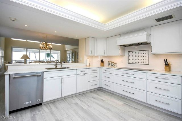 3145 W Gulf DR 205, Sanibel, FL 33957