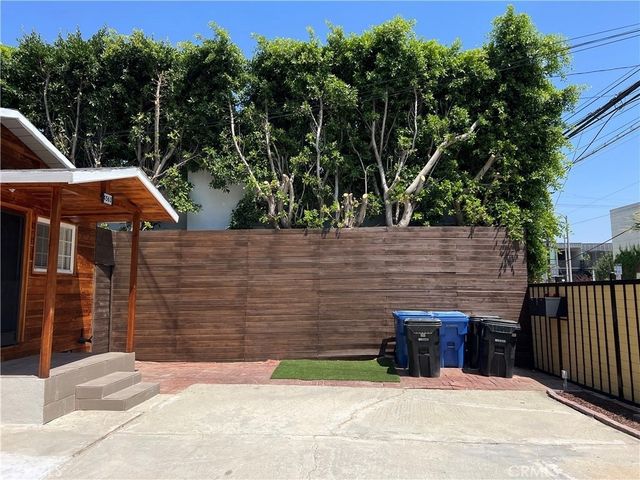 4563 4565 Lexington, Los Angeles, CA 90029